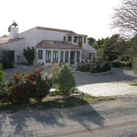Cesseras Mas A 4 Mains B&B 외부 사진