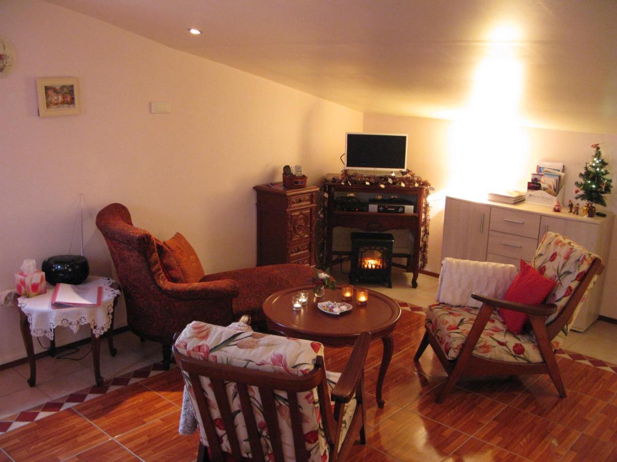 Cesseras Mas A 4 Mains B&B 외부 사진