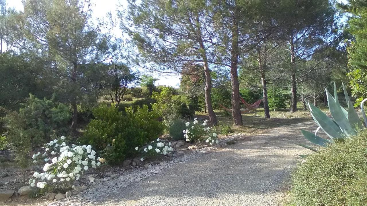 Cesseras Mas A 4 Mains B&B 외부 사진